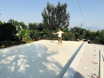 piscina a salerno con tapparella