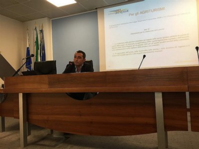 Convegno a Salerno su adempimenti per la gestione delle piscine nelle strutture turistiche